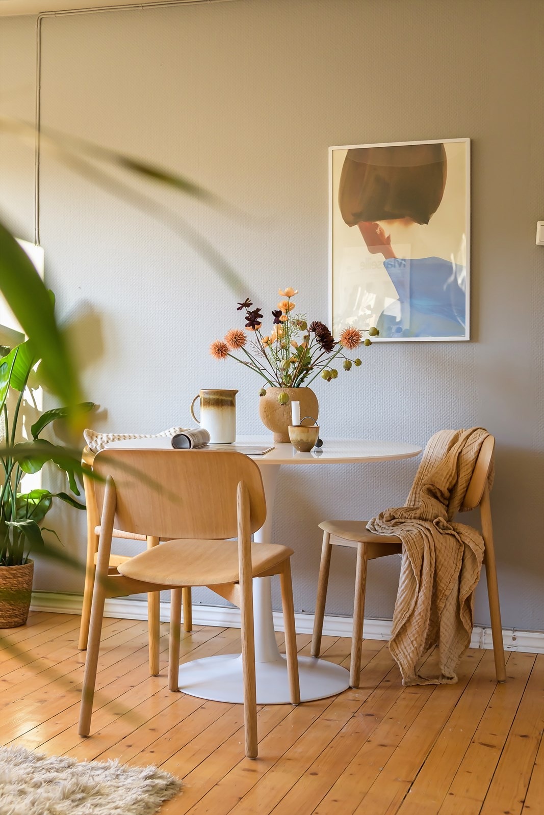 Plass til spisebord - inviter til hyggelig middager! Galleribilde