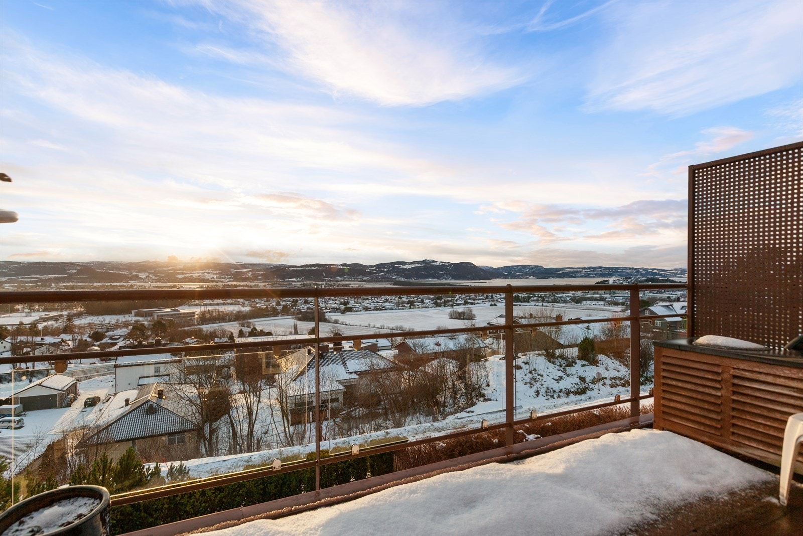 En meget flott 3-roms selveierleilighet med attraktiv beliggenhet i et ettertraktet bygg. Galleribilde