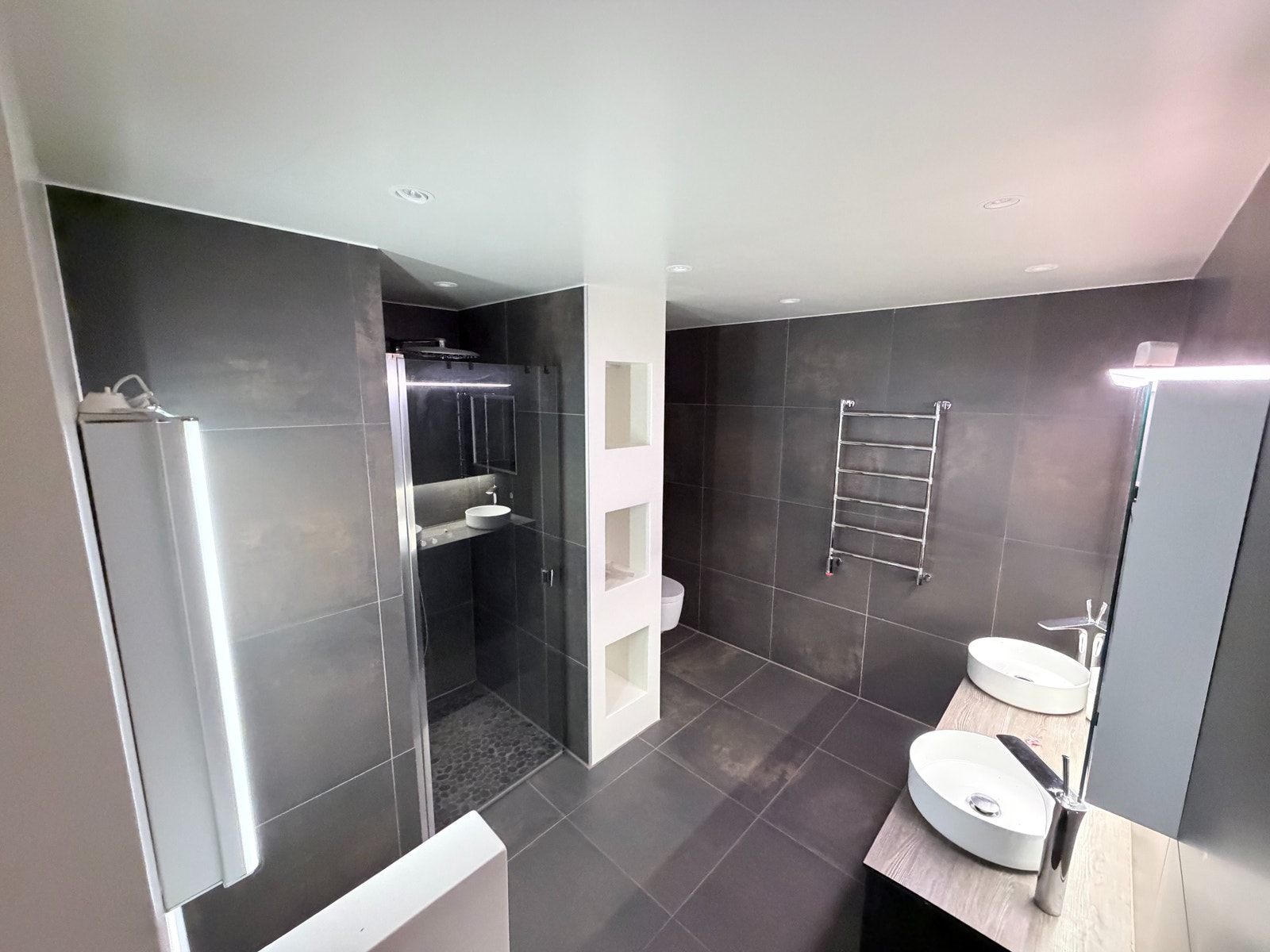 Hovedbad i 1. etg Galleribilde