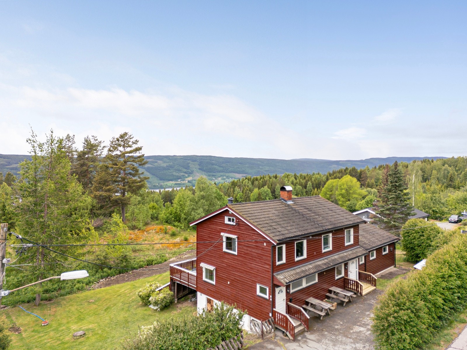 Flott beliggenhet med utsikt og gode solforhold Galleribilde