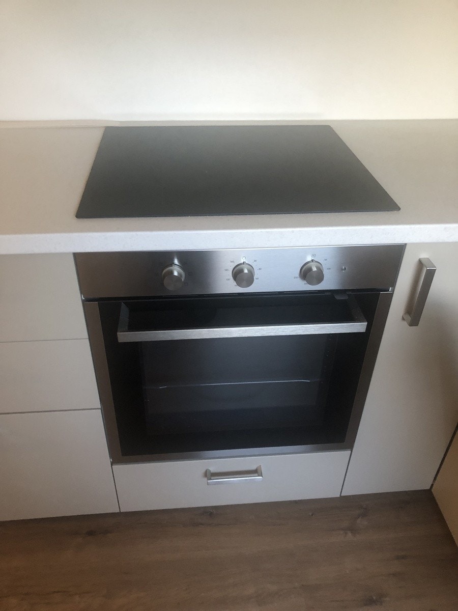 Nytt komfyr Galleribilde