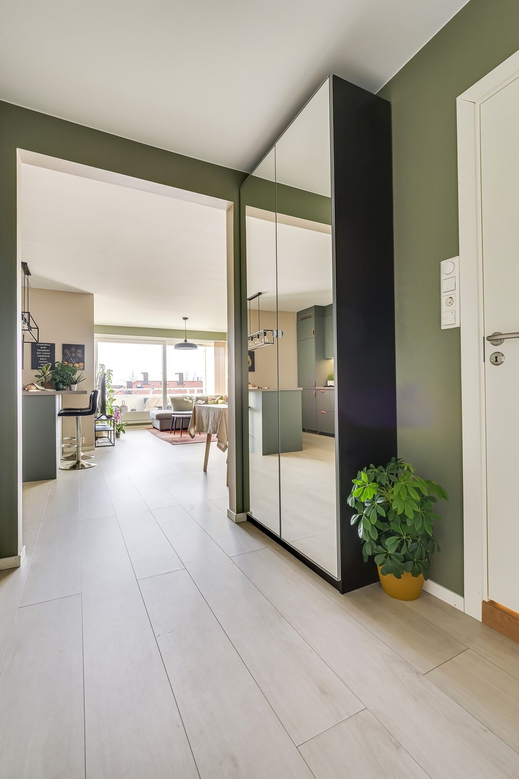 I tillegg disponerer leiligheten en kjellerbod Galleribilde