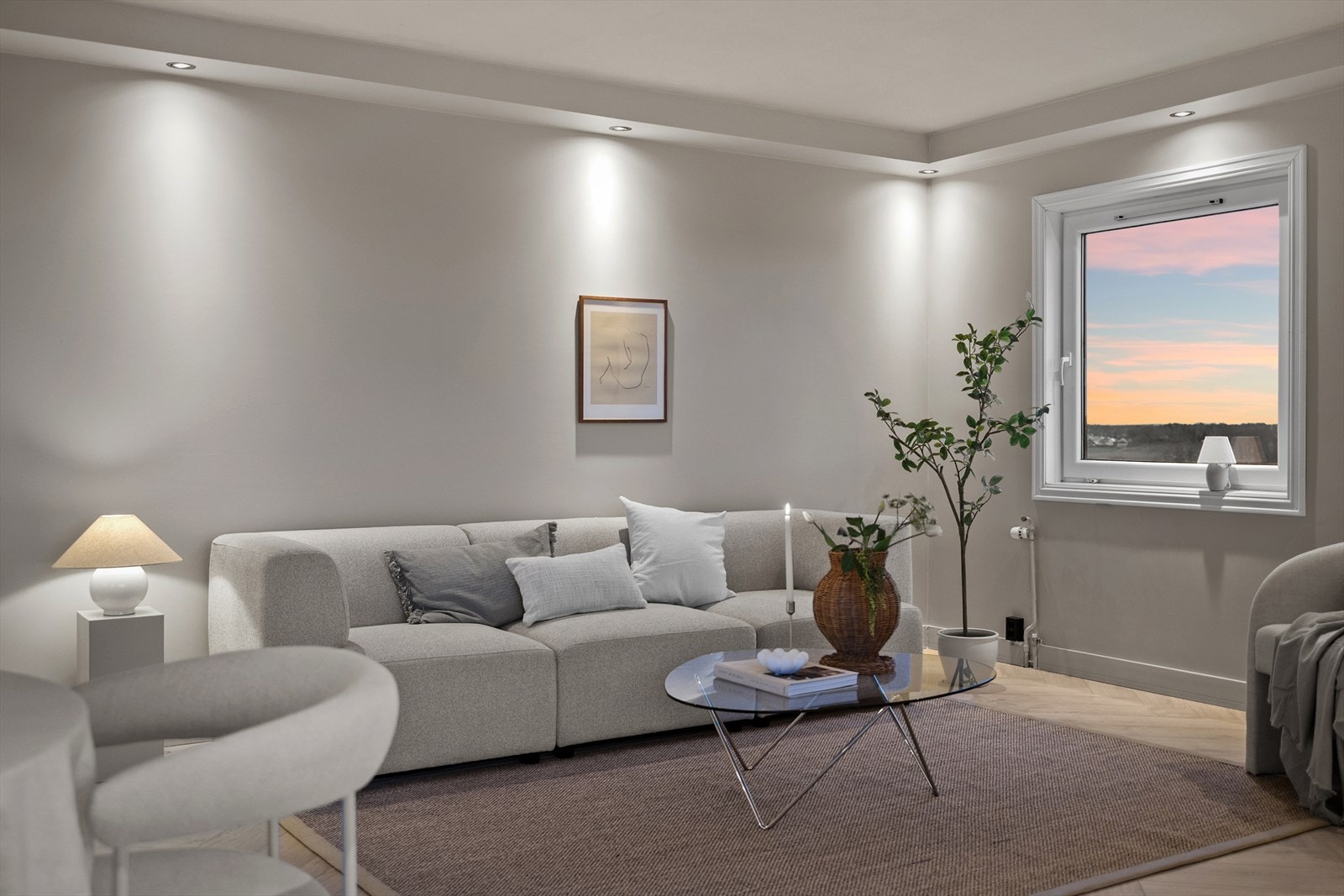 På gulvene er det i 2025 lagt nytt laminat gulv i fiskebeinsmønster. Galleribilde