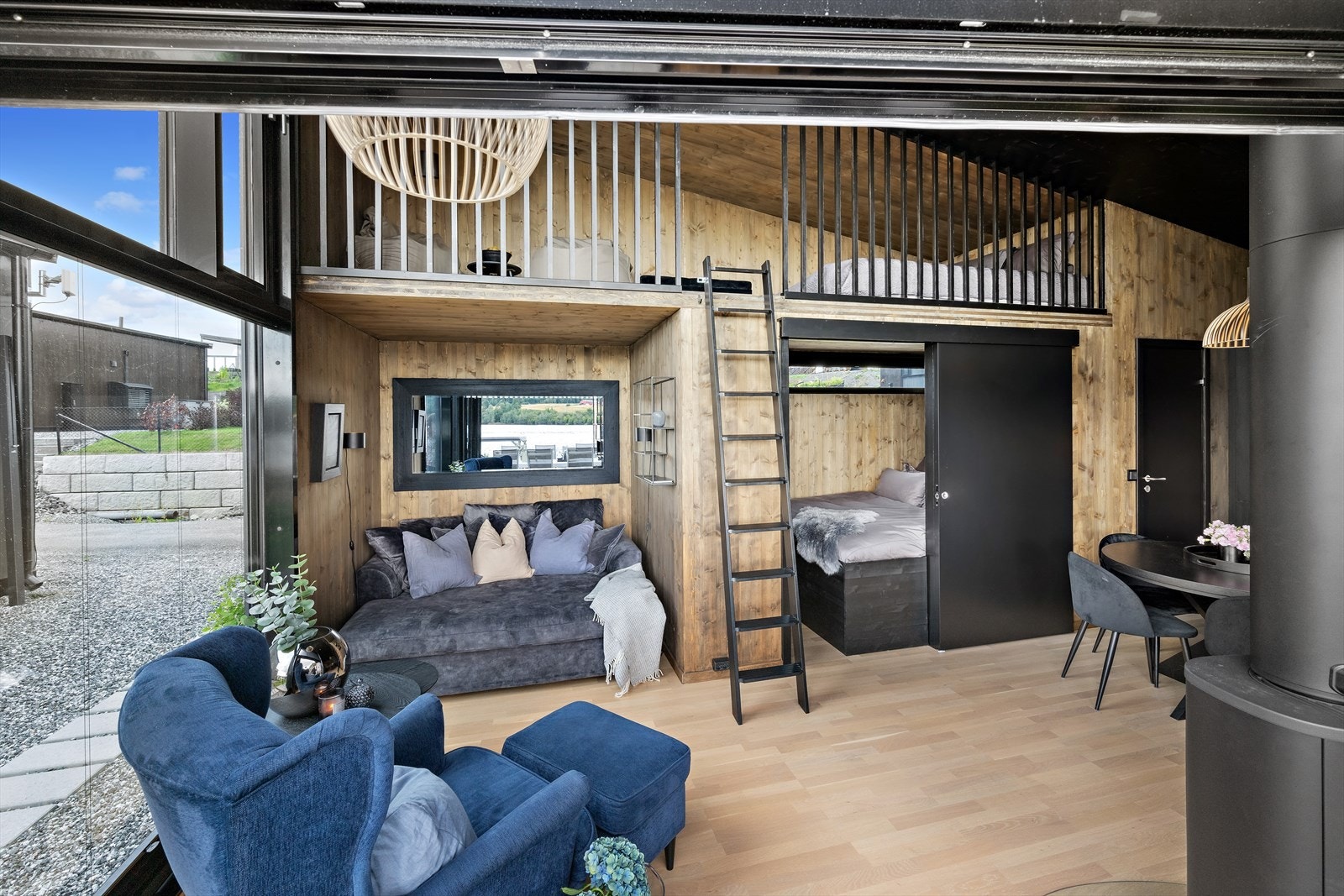 Hemsen kan benyttes for ytterligere soveplasser, Tv-stue eller kontorplass. Galleribilde