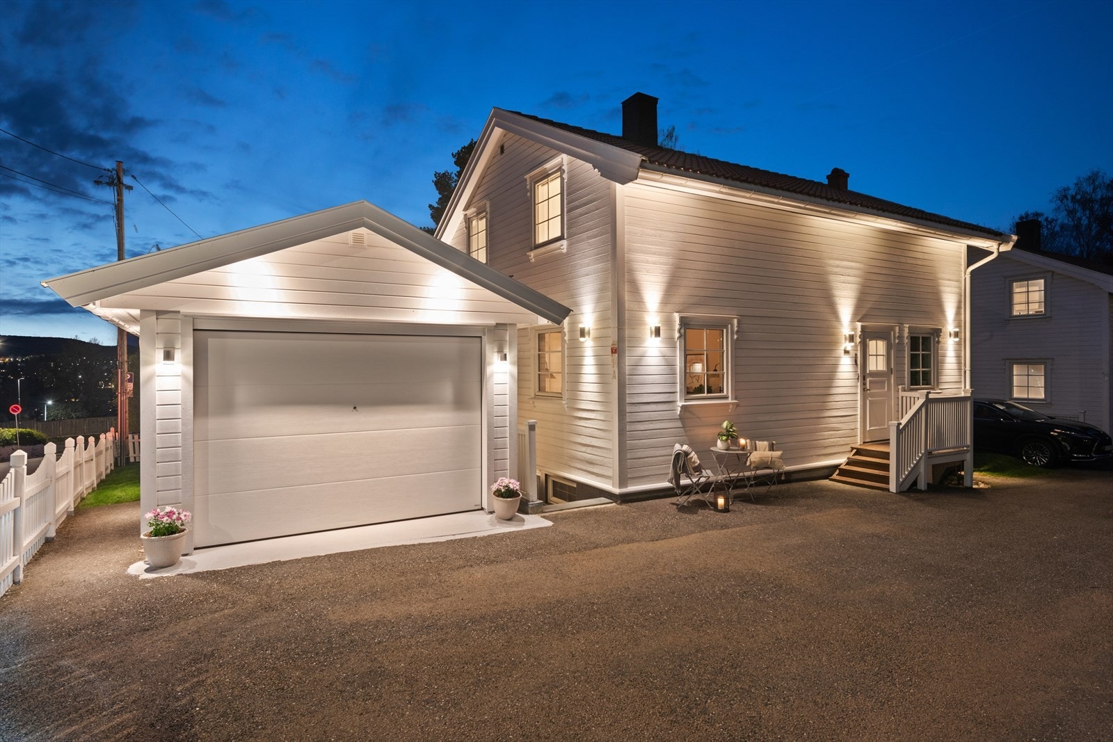 Tiltalende og klassisk enebolig over tre plan med utleiedel. Galleribilde