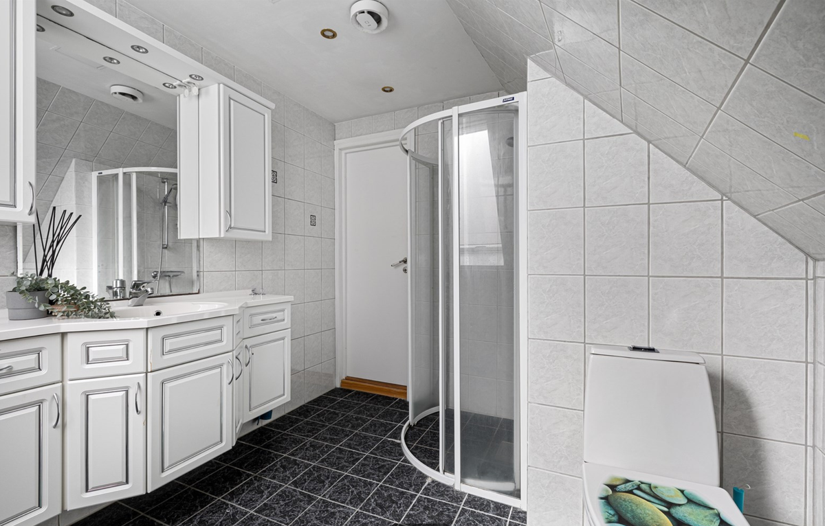 Bad 4 etg Galleribilde