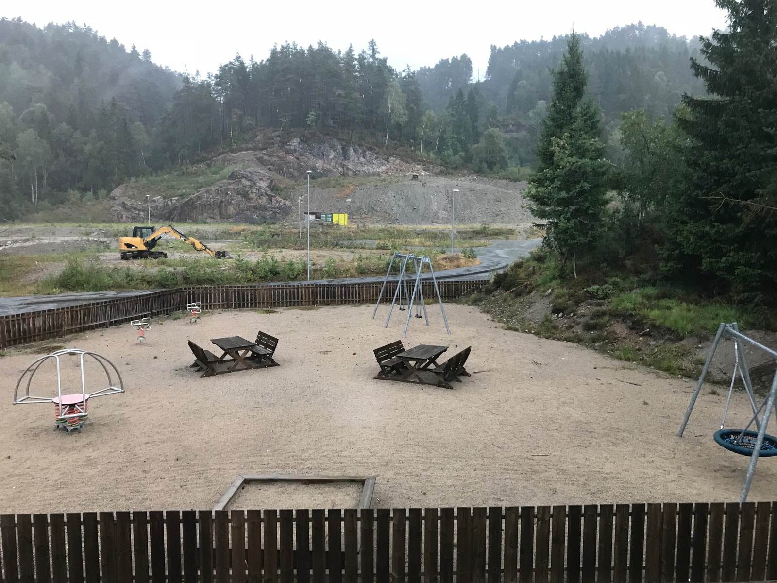 Lekeplass som nærmeste babo Galleribilde