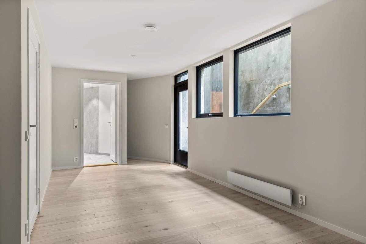 Bilde før montering av kjøkken Galleribilde