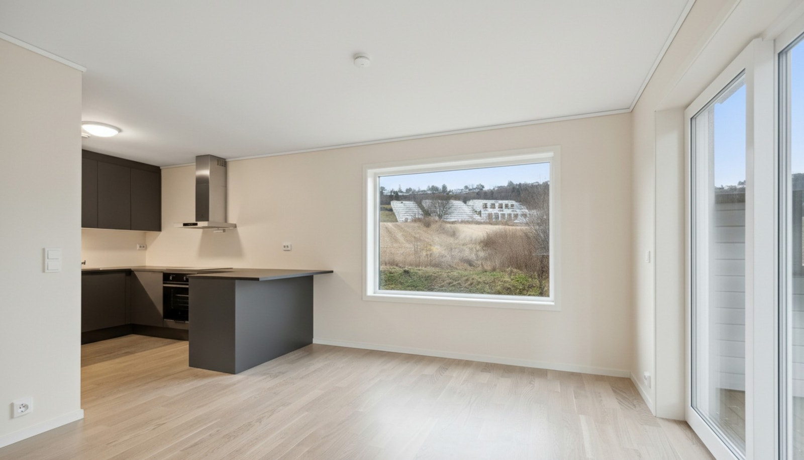 Bildet er redigert med endret farge på vegg. Galleribilde