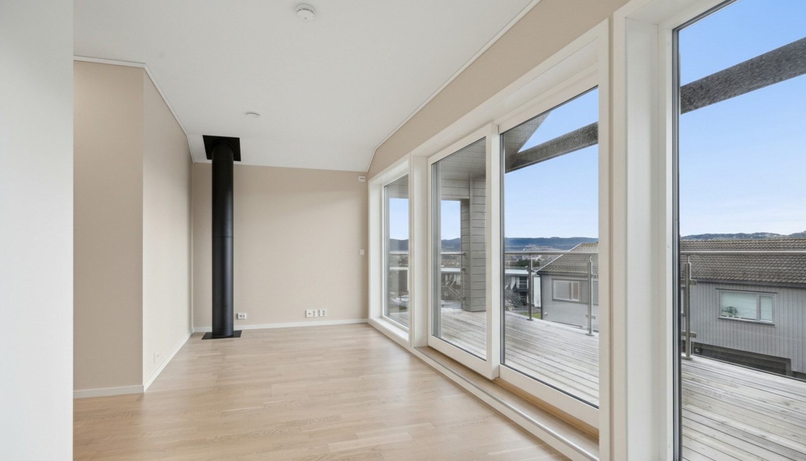 Bildet er redigert med digital møblering samt endret farge på vegg Galleribilde