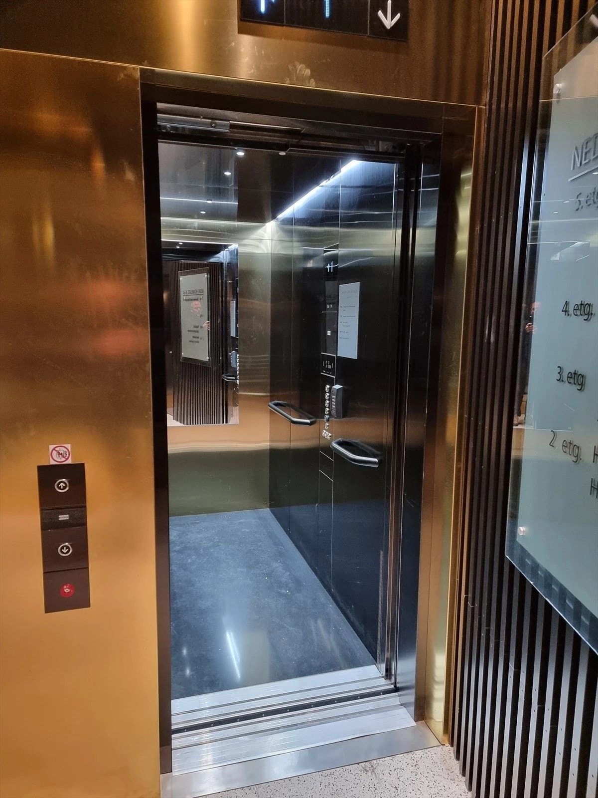 Ny heis Galleribilde