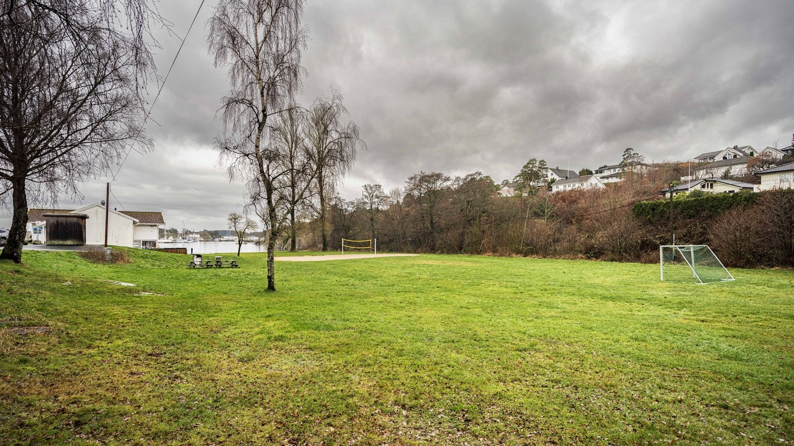 Groos - med sandstrand - badstue på vinterstid - restaurant på sommeren Galleribilde