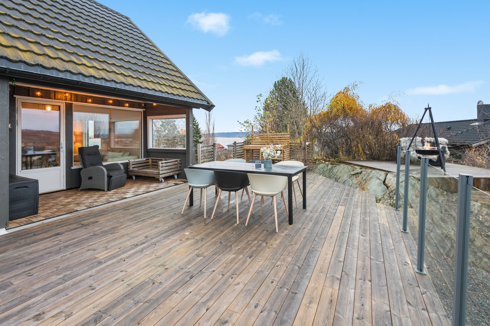 Her kan man nyte gode solforhold i lune omgivelser. Galleribilde