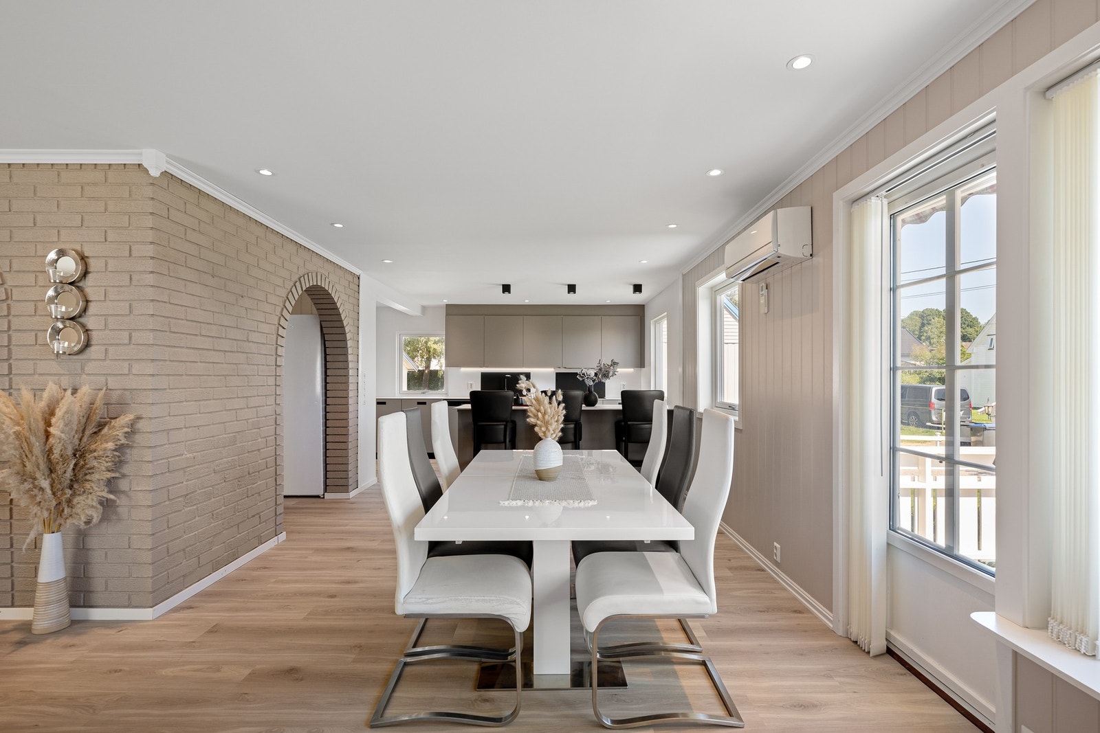 Det er varmepumpe i stuen. Galleribilde