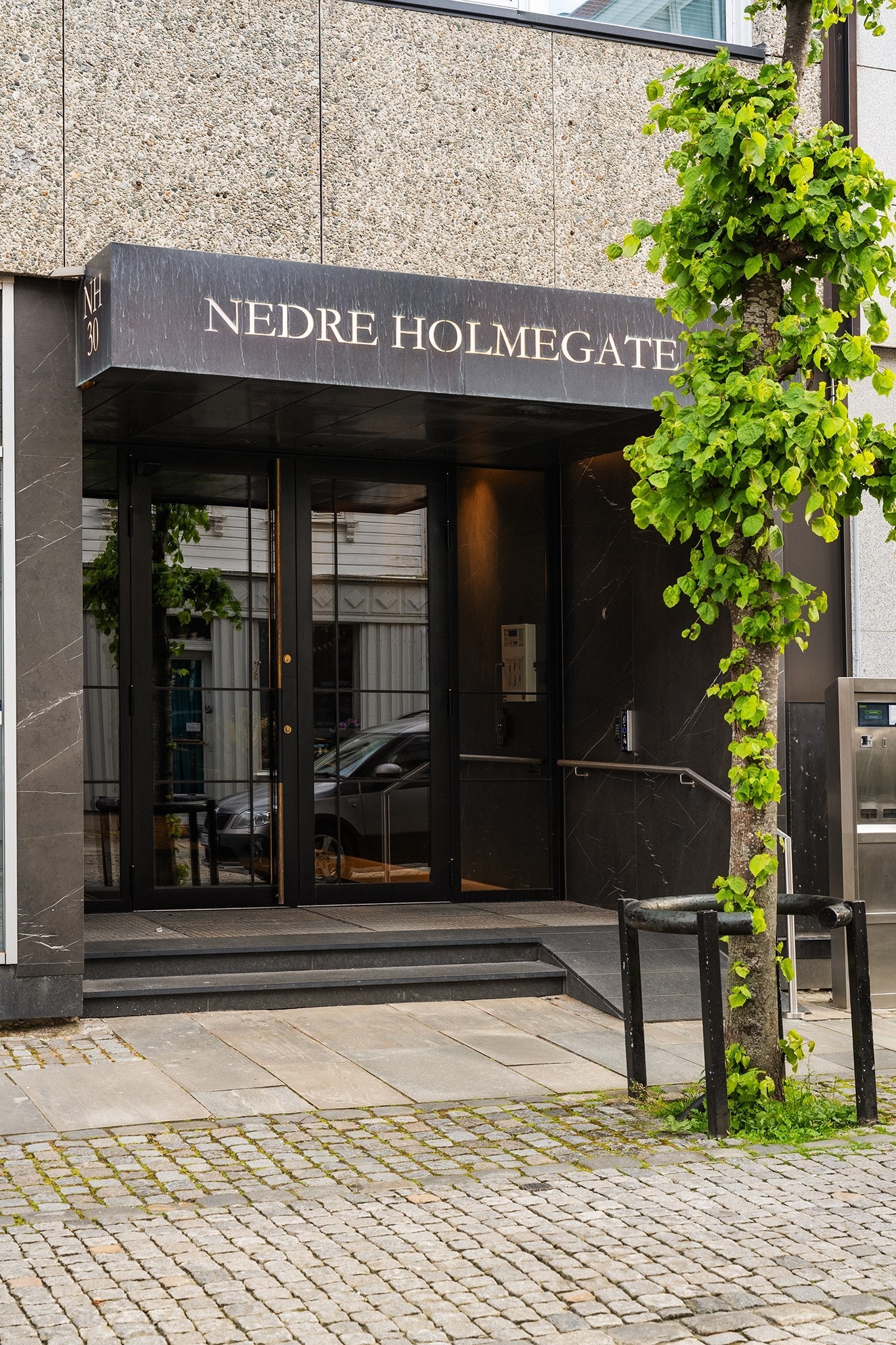 Inngangsparti Galleribilde