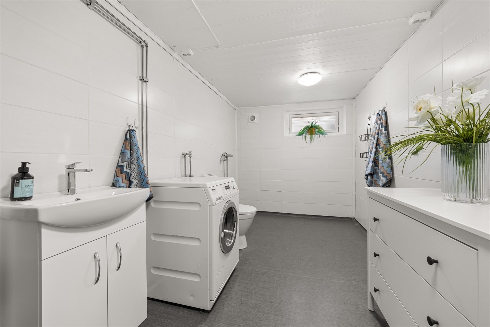 Vaskerom/bad Galleribilde