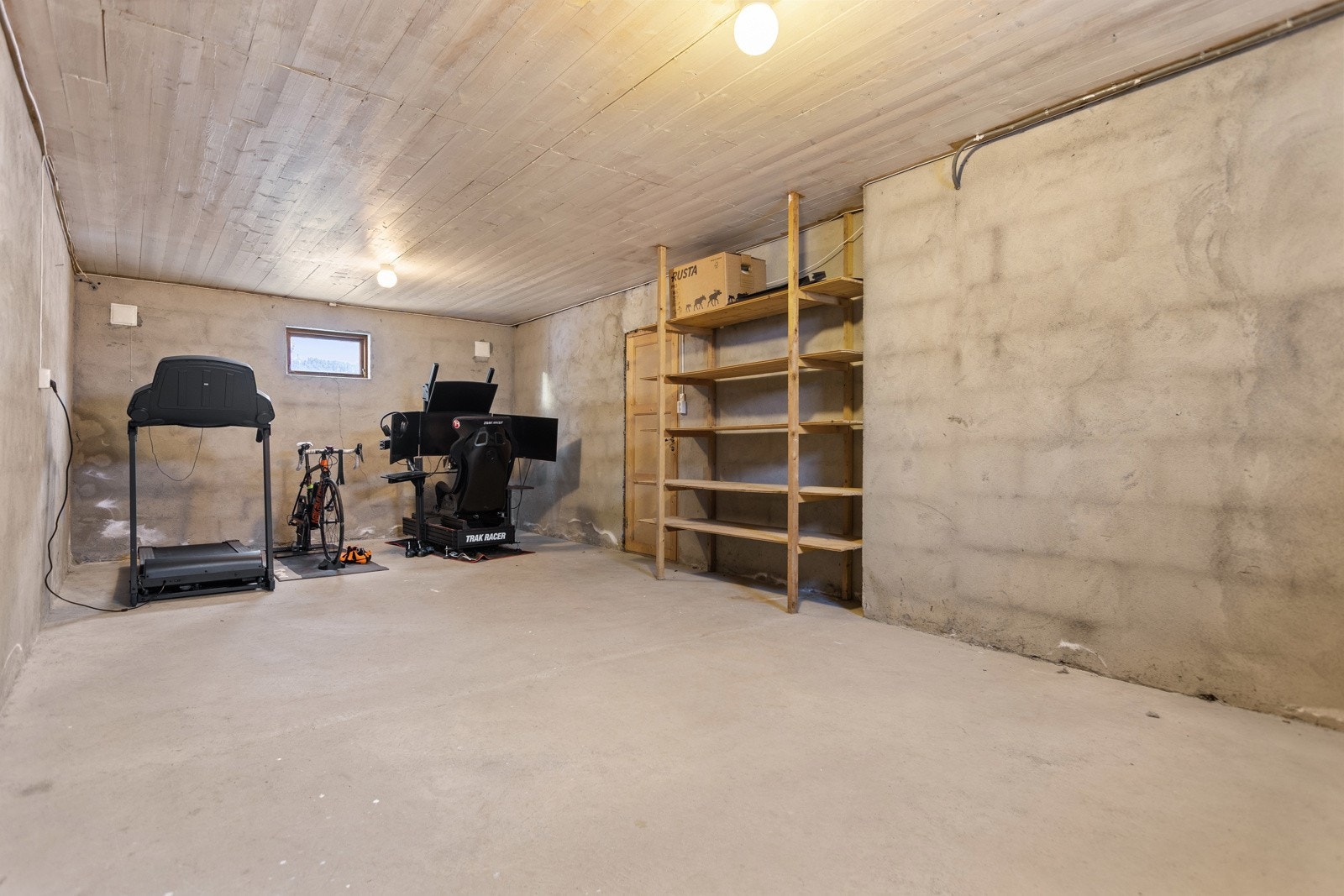 Stor bod på hele 31 kvm med stort potensiale. Galleribilde