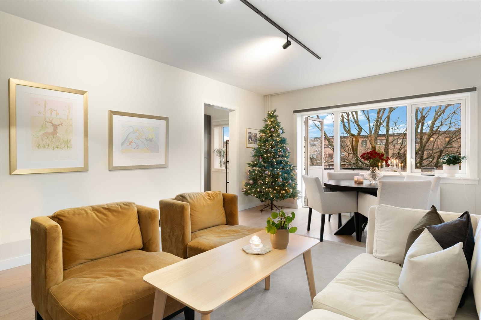 Velkommen til Majorstuveien 13 B! Her får dere et lyst, gjennomført og moderne hjem dere kan flytte rett inn i. Vi ses på visning. Foto: Kim David Eriksen Galleribilde