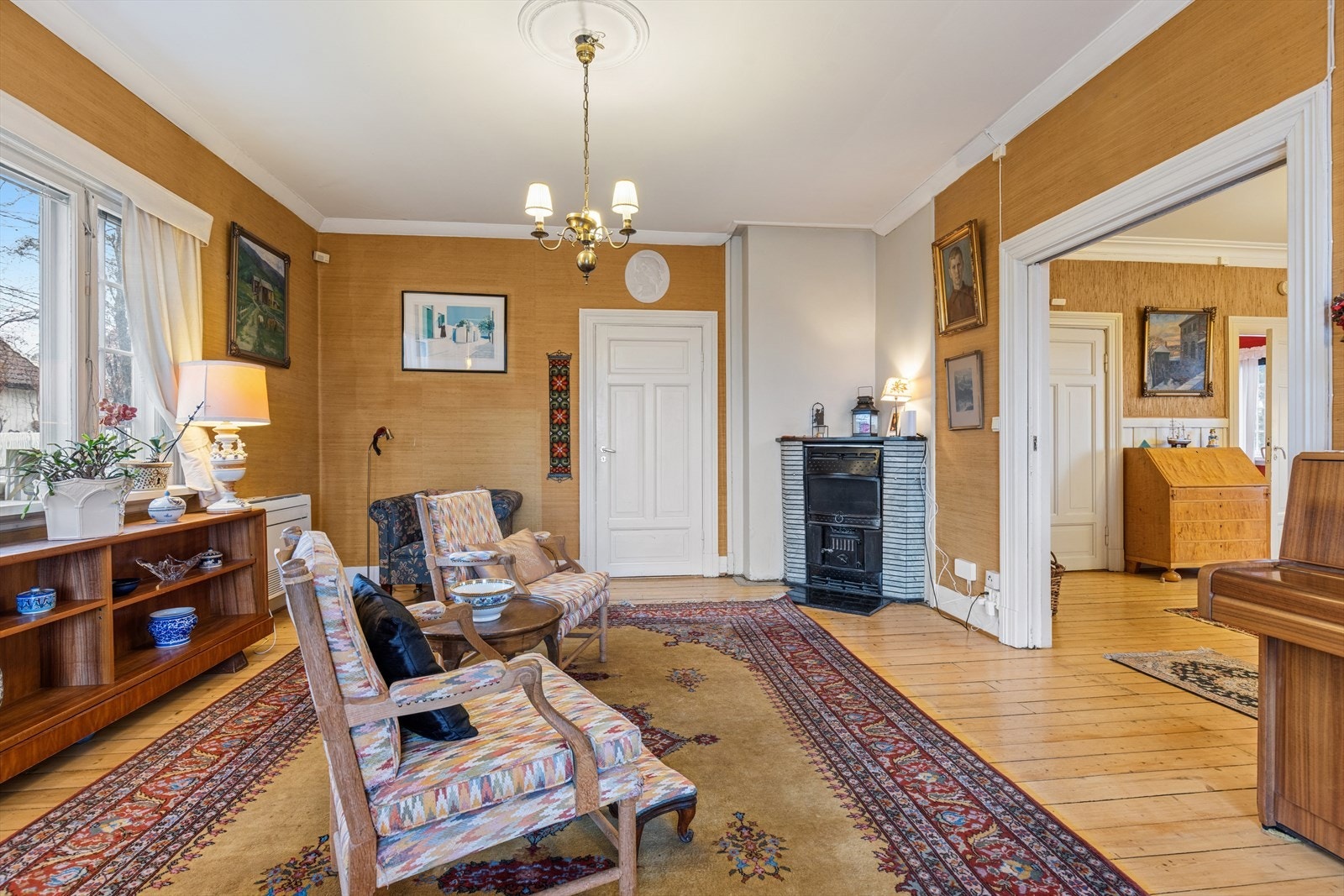 Peisovnen bidrar til ekstra varme og hygge. Galleribilde