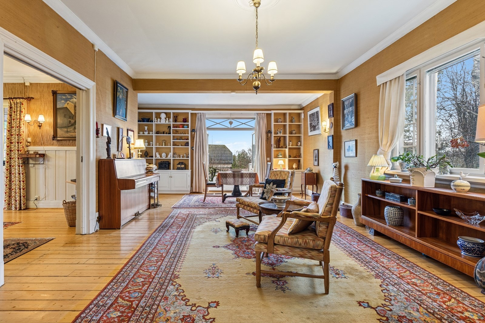 Det er to gode stuer i dette planet. Galleribilde