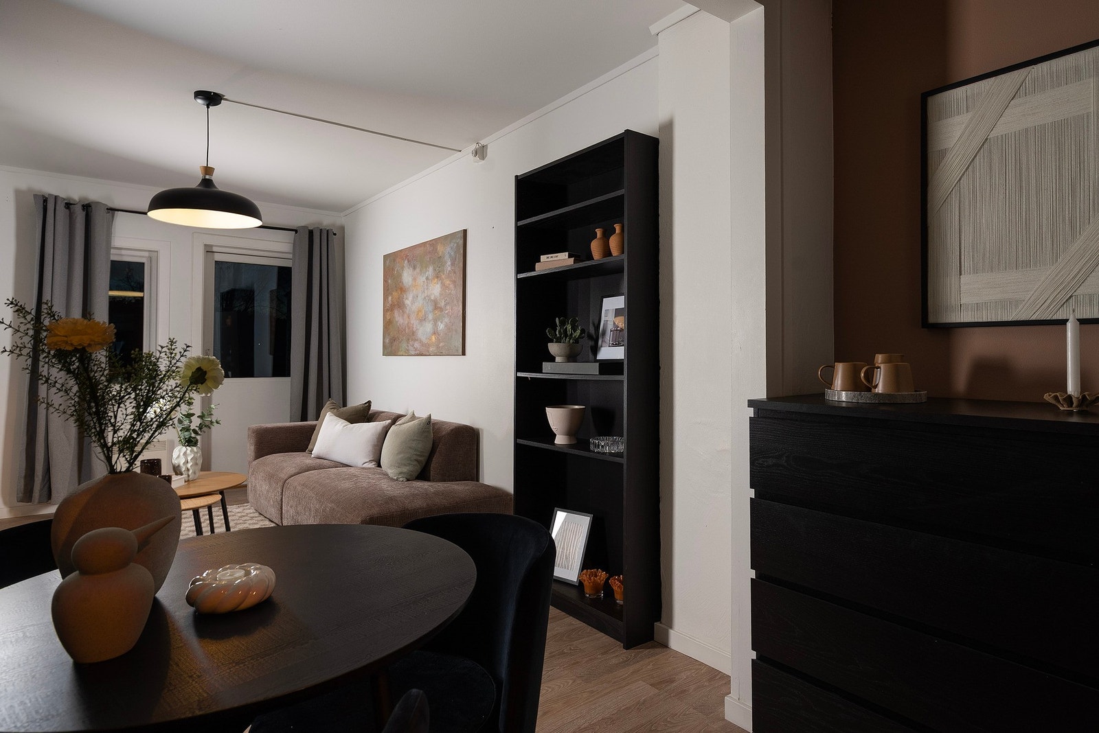 Bli med inn i stuen Galleribilde