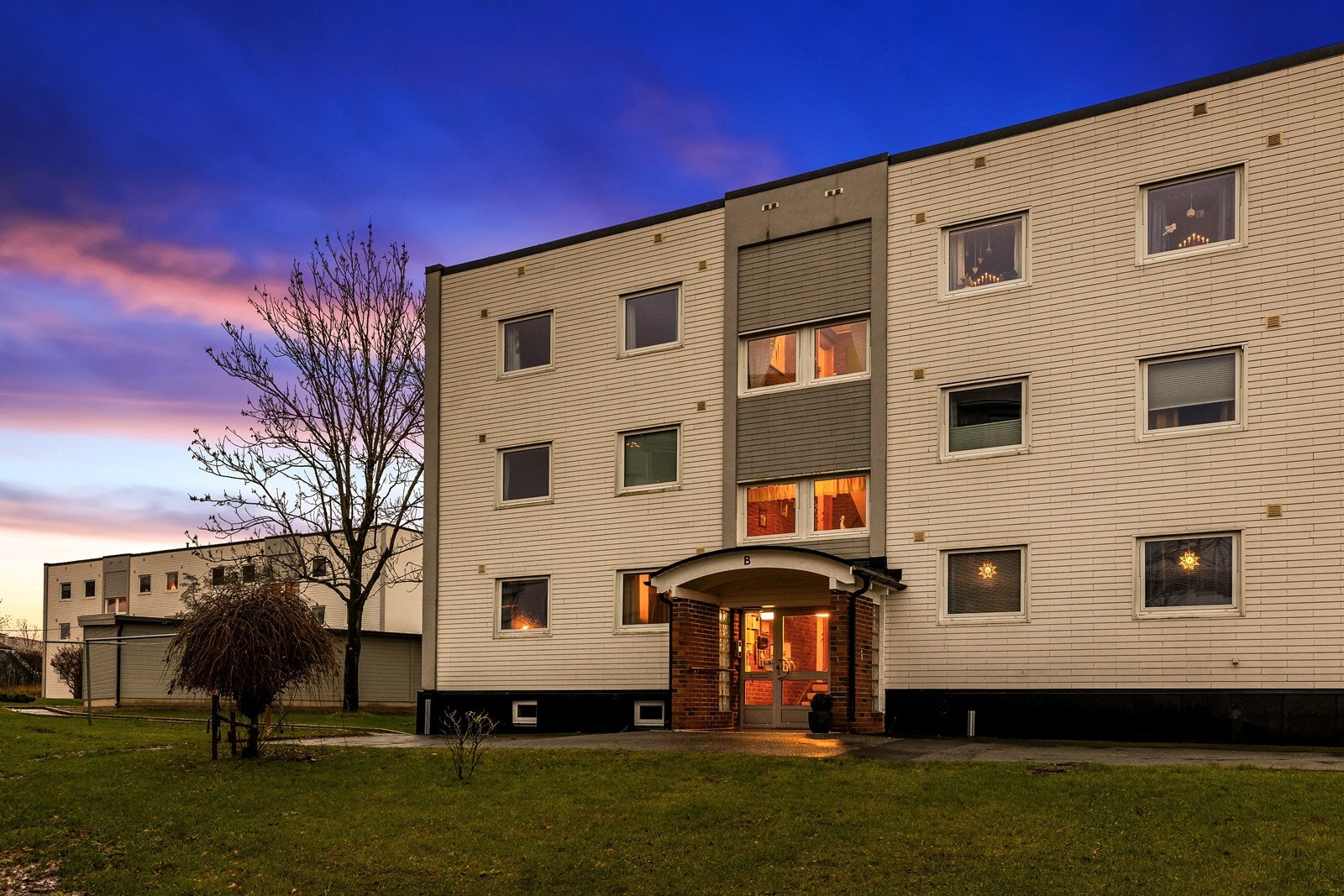 Borettslaget har utført rørfornying i 2015 og 3 av blokkens fasader er rehabilitert. Galleribilde