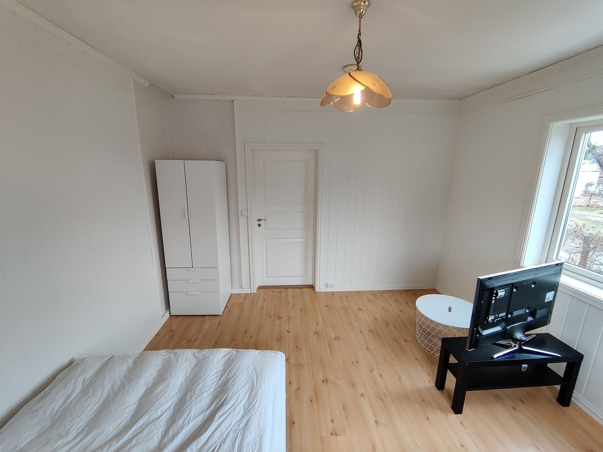 Soverom 3 - Her er det også en sofa Galleribilde