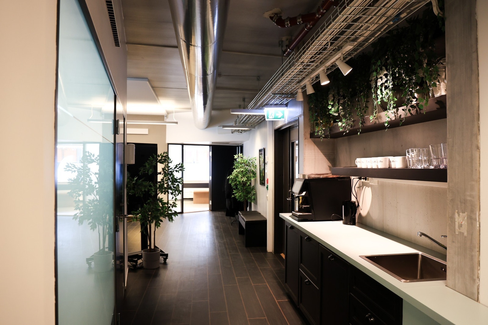 Fin og praktisk kjøkkenkrok Galleribilde