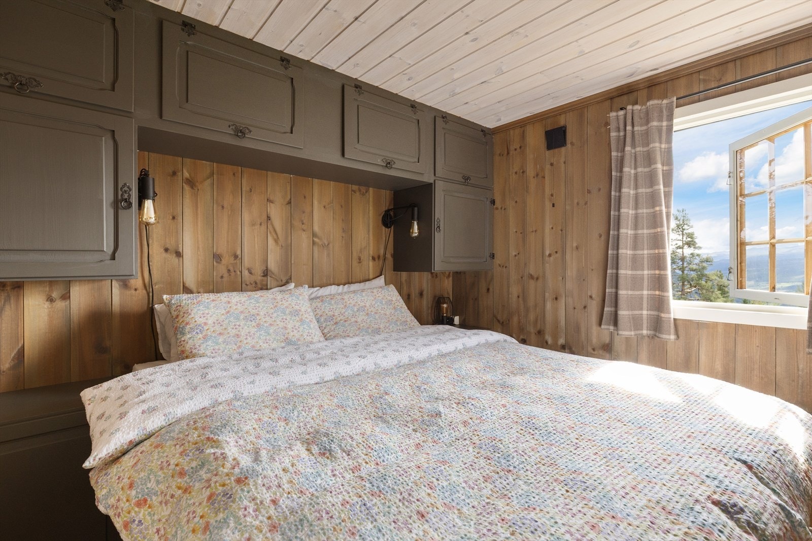 Praktisk med skapplass. Galleribilde