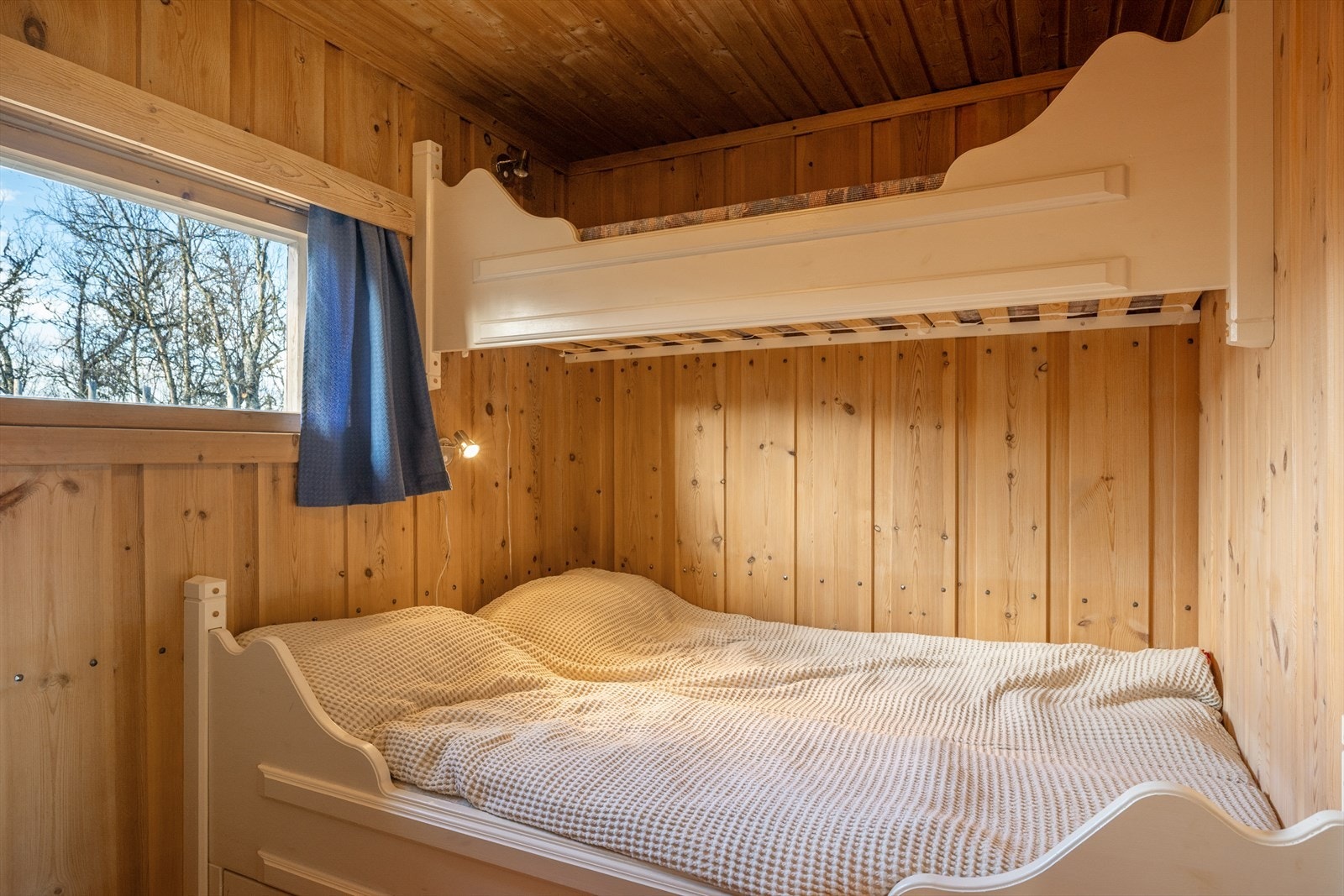 Soverom 1 - hytta har totalt 9 sengeplasser fordelt på 3 soverom. Galleribilde