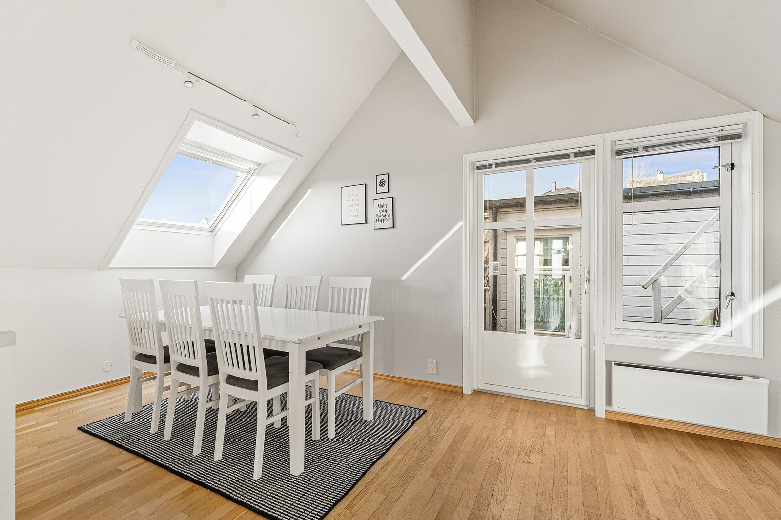 Fra spisestuen er det videre utgang til felles takterrasse. Galleribilde