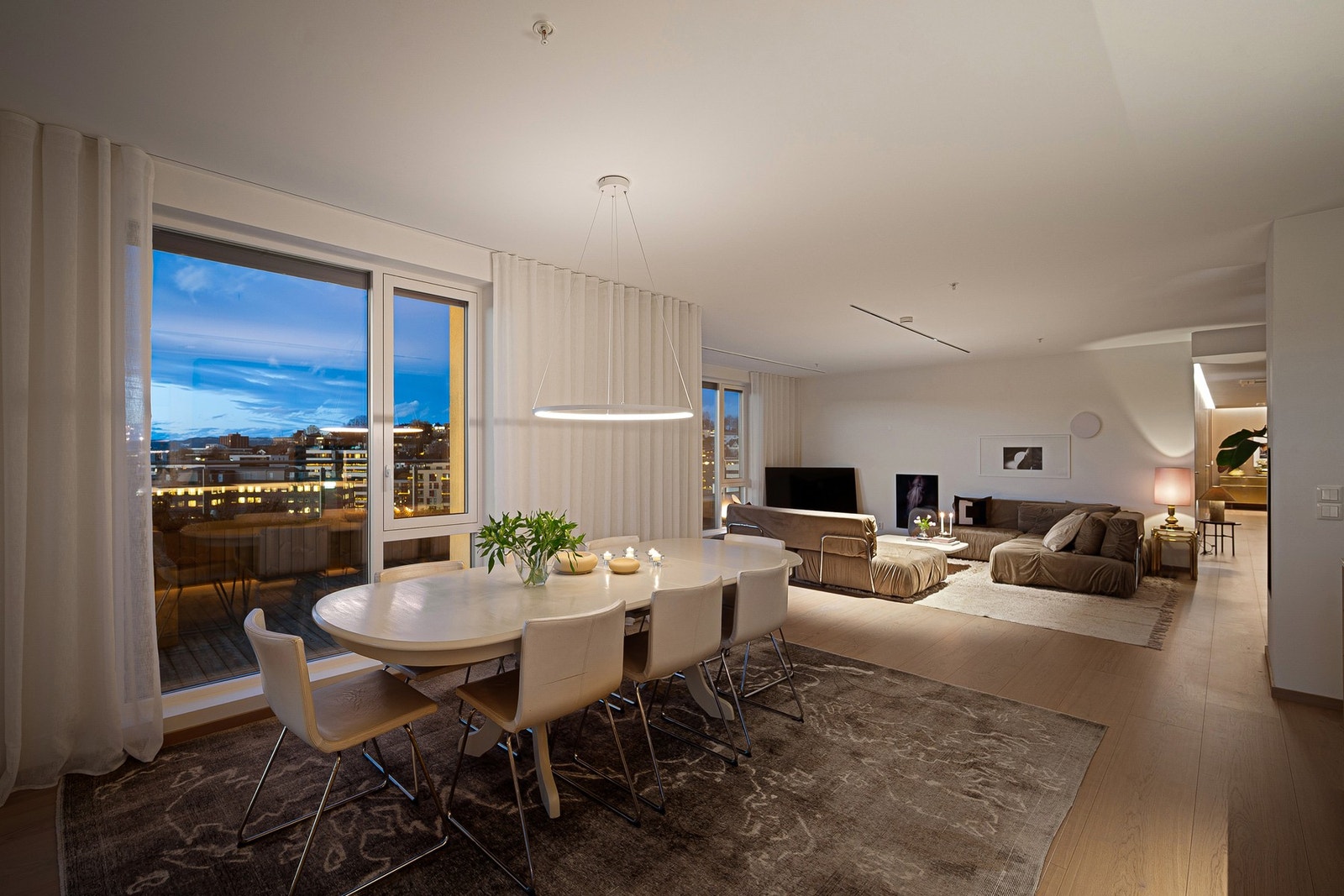 Toppleiligheten har blitt betydelig oppgradert, og består av eksklusive og tidsriktige materialvalg. Galleribilde