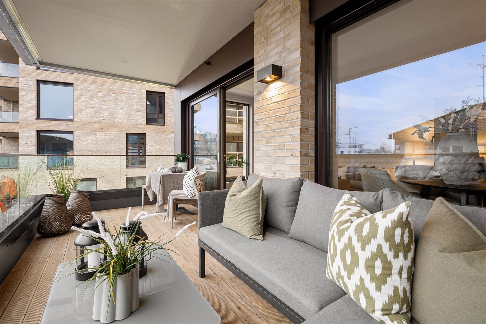 Her kan man innrede med lekre utemøbler og lage sin egen grønne oase Galleribilde