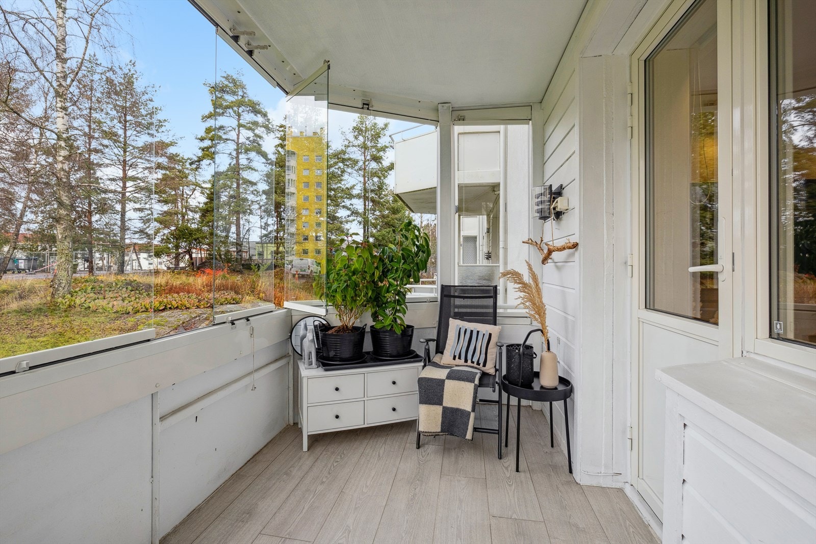 Her er det god plass til sittegruppe. Galleribilde