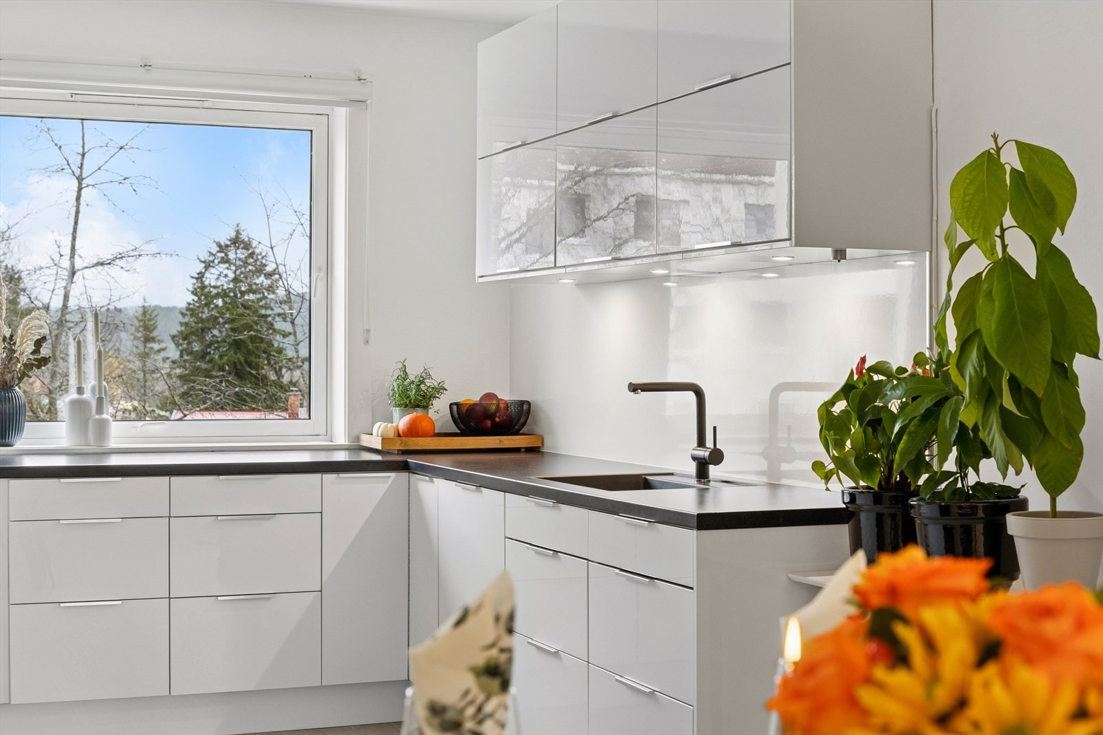 Delikat kjøkkeninnredning fra 2019. Galleribilde