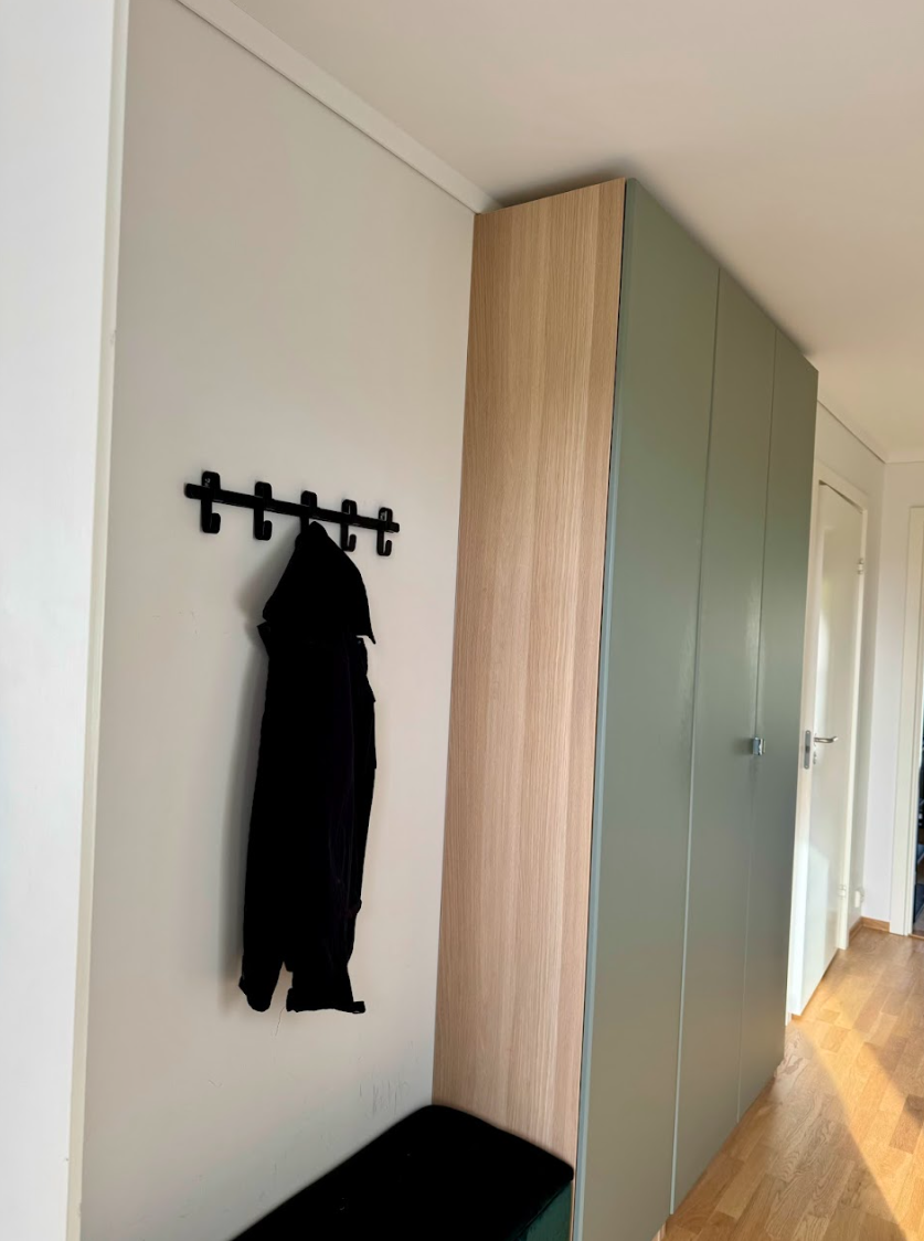 Gang med mye plass til oppbevaring Galleribilde