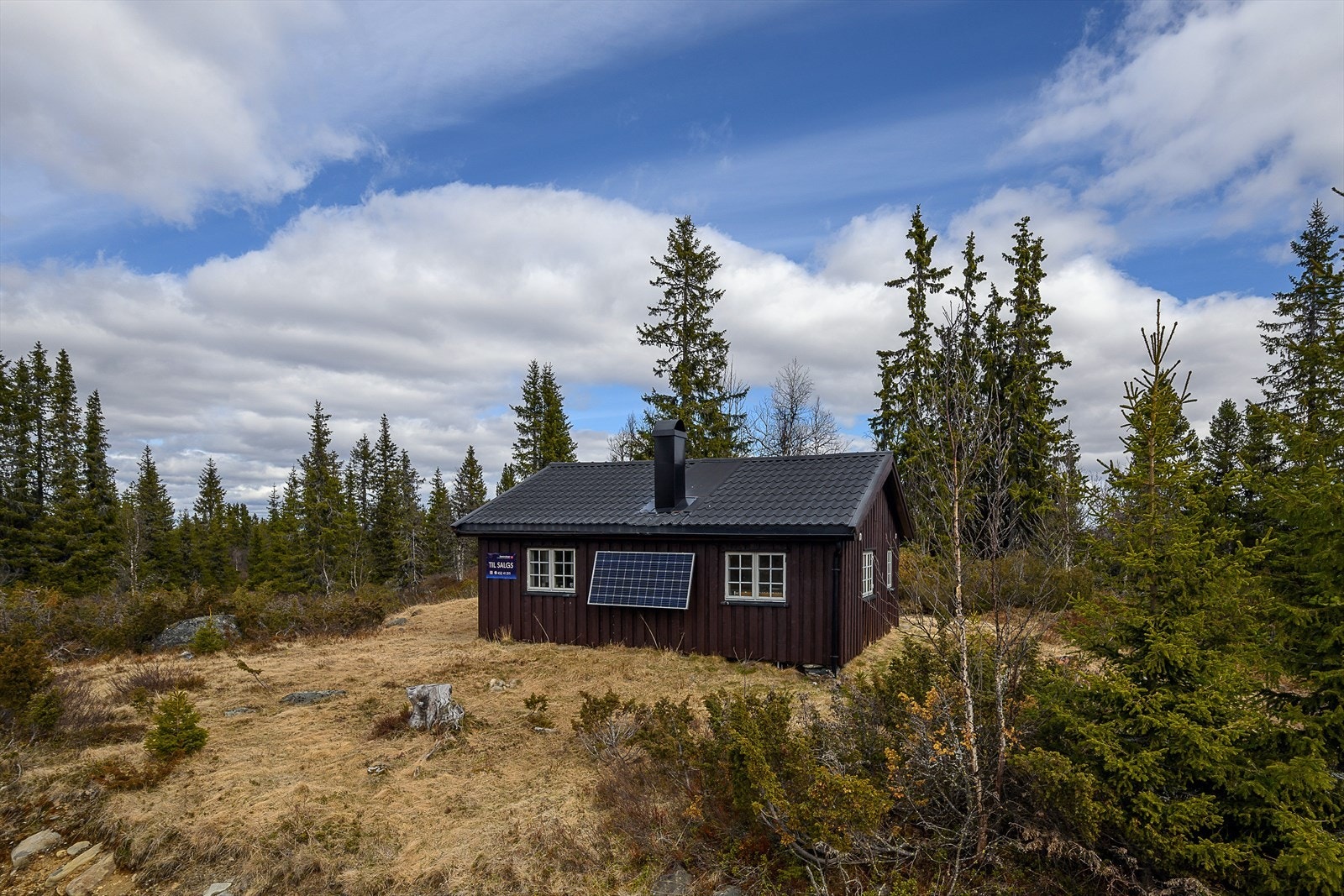 Hytta har 230V solcelleanlegg. Galleribilde