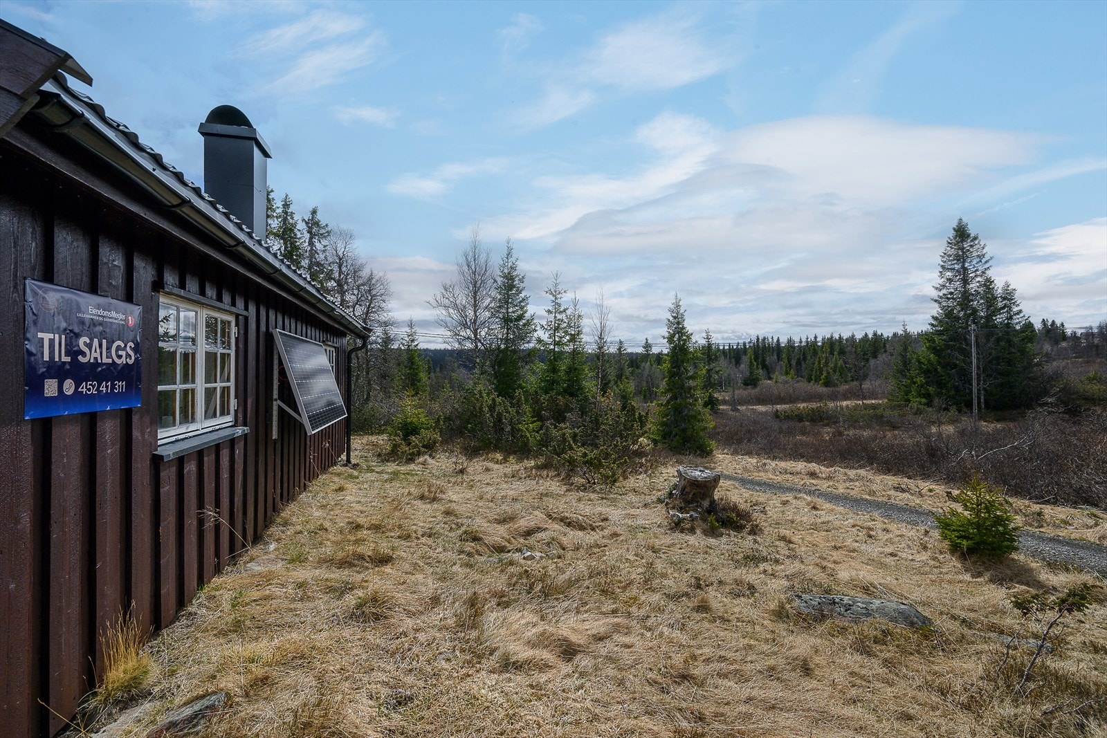 Hytta ligger på punktfestet tomt av Statskog. Galleribilde
