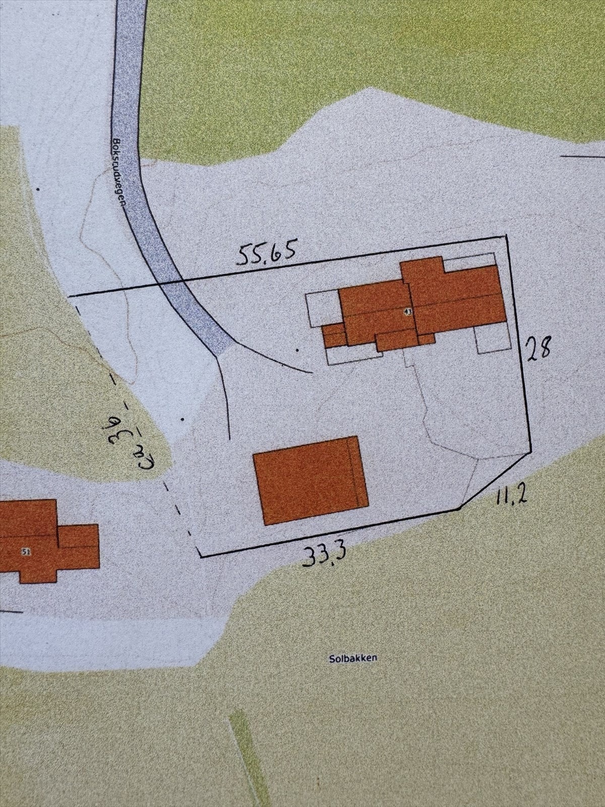 Oppdatering av tomtegrense, ca 1,3 mål totalt etter endring Galleribilde