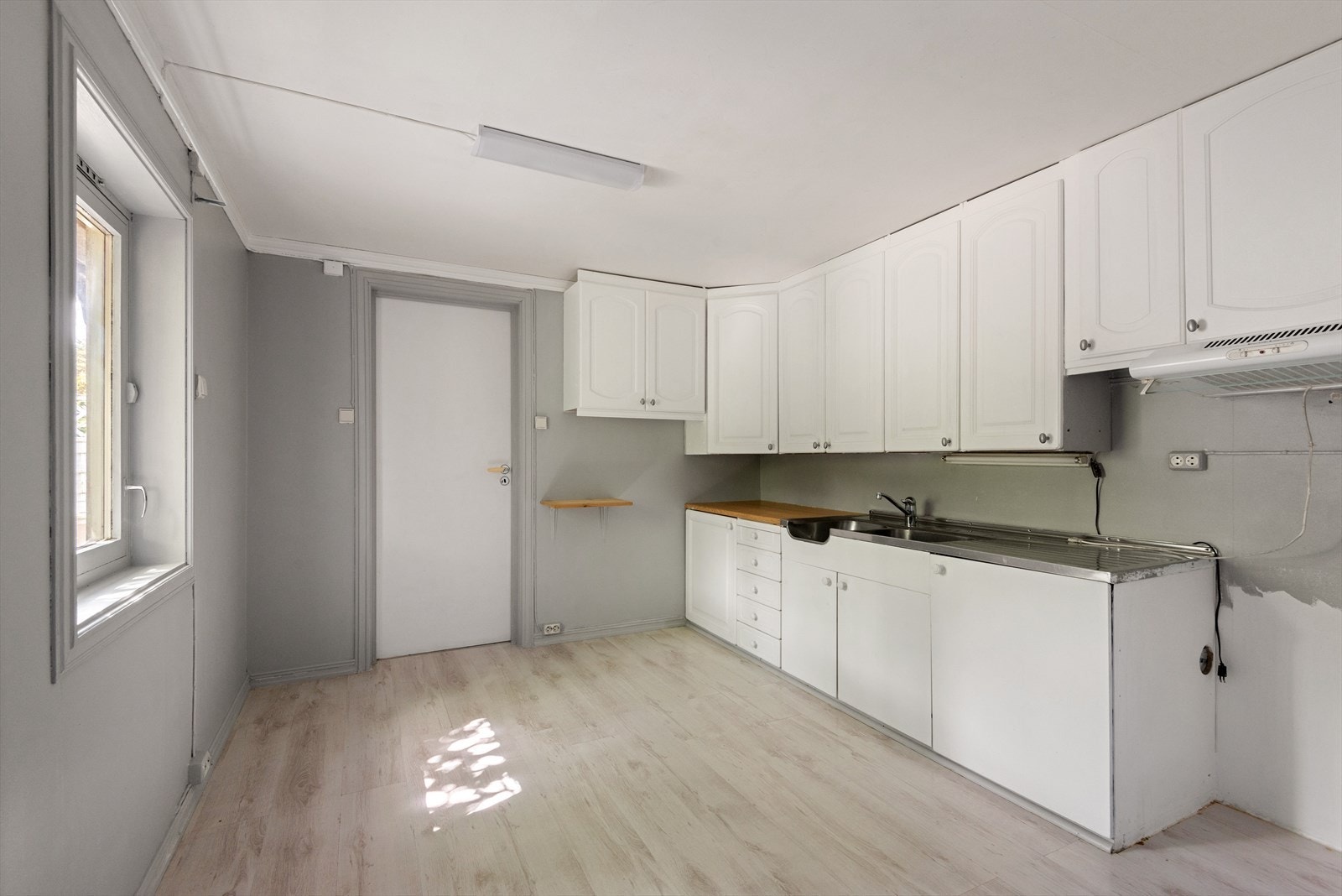 Kjøkken opprinnelig del - God plass på kjøkkenet Galleribilde