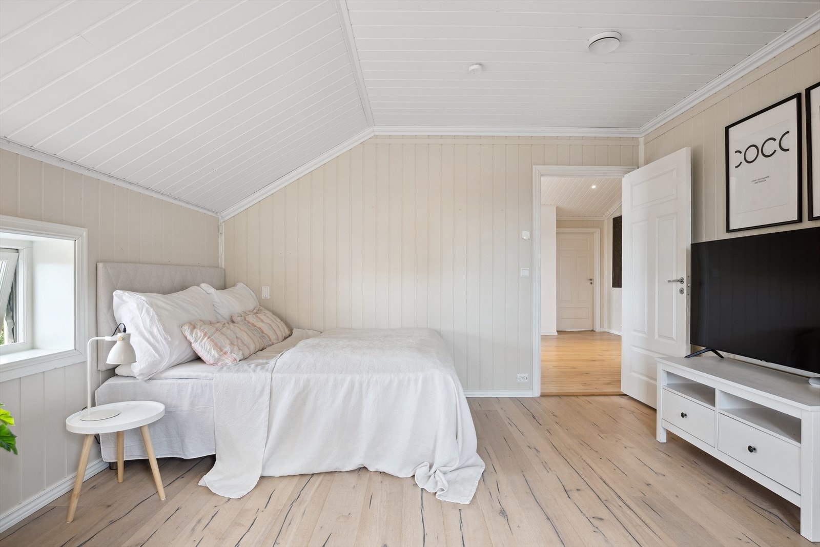 Soverom. Galleribilde