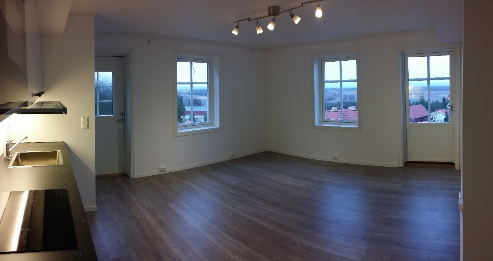 Godkjent 2 roms leilighet - åpen stue og kjøkkenløsning. Galleribilde