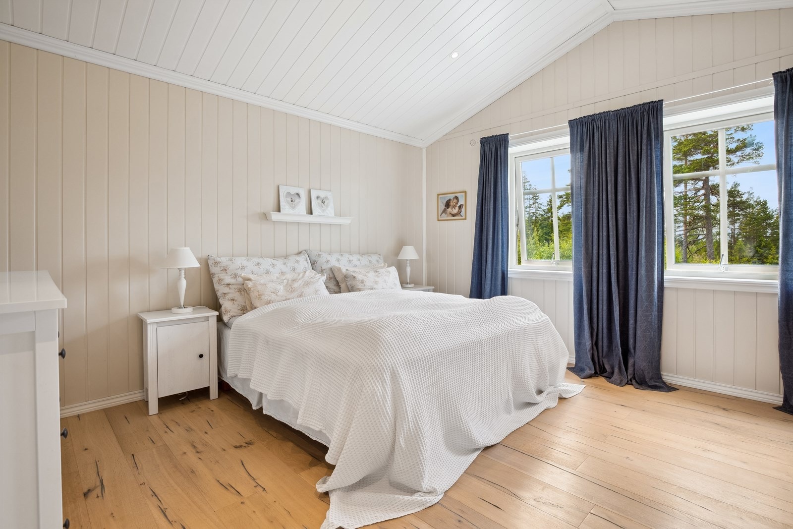 Soverom. Galleribilde