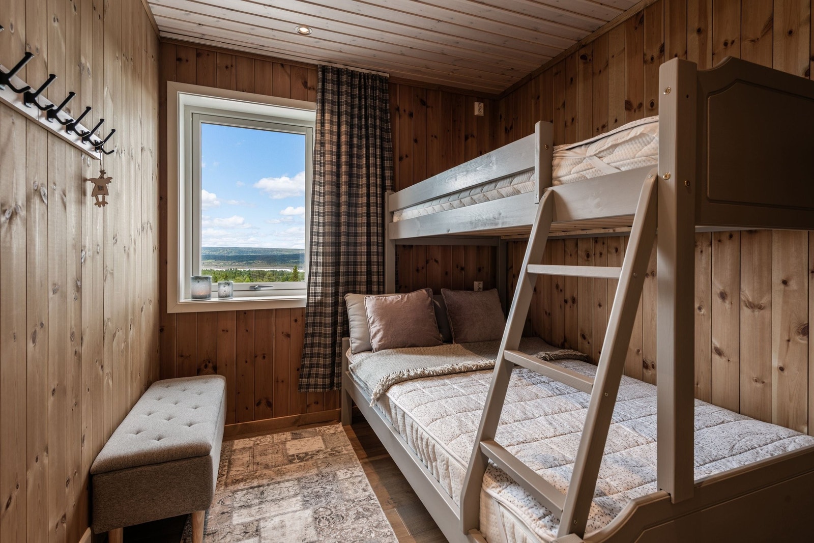 Soverom 2 har plass til køyeseng med opp til 3 soveplasser. Galleribilde