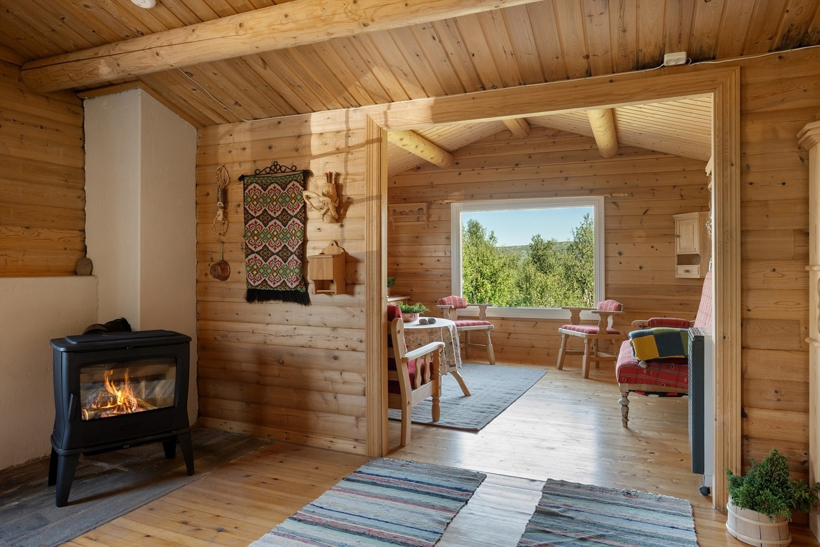 Den fine utsikten blir en naturlig del av interiøret. Galleribilde