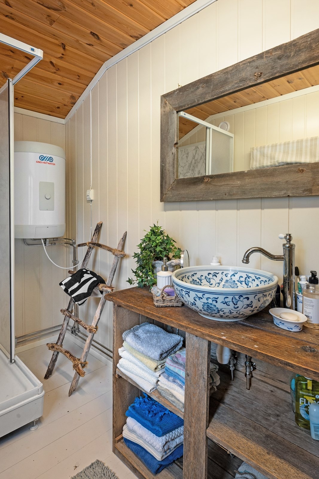 Vann ledes til terreng. Galleribilde