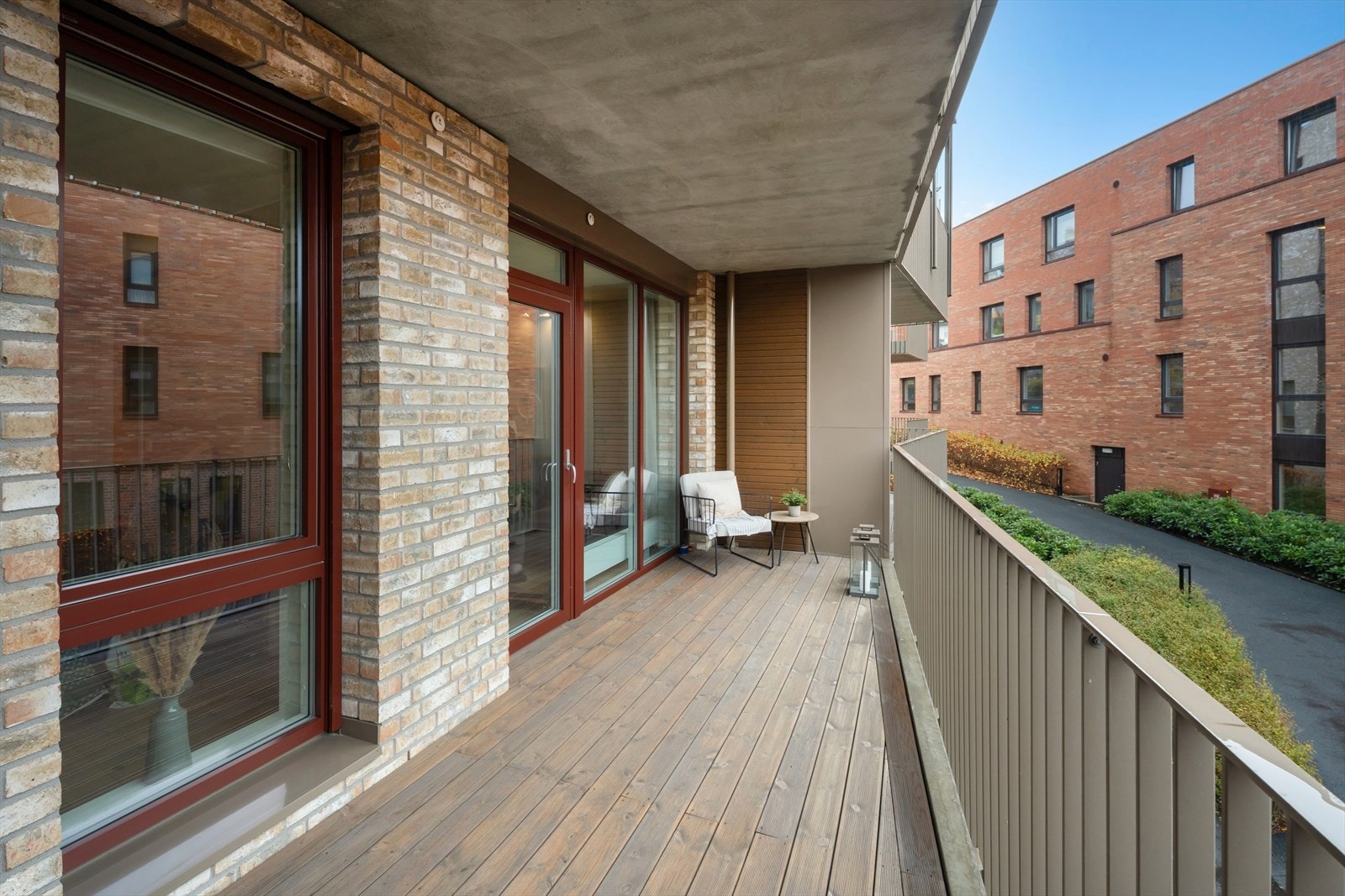 Mesnakvartalet er bygget med vedlikeholdsvennlige materialer og har gjennomgående høy kvalitet både innvendig og utvendig. Galleribilde