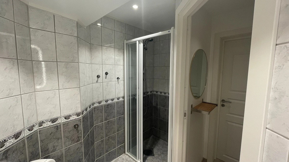 Bad nr 1 oppe Galleribilde