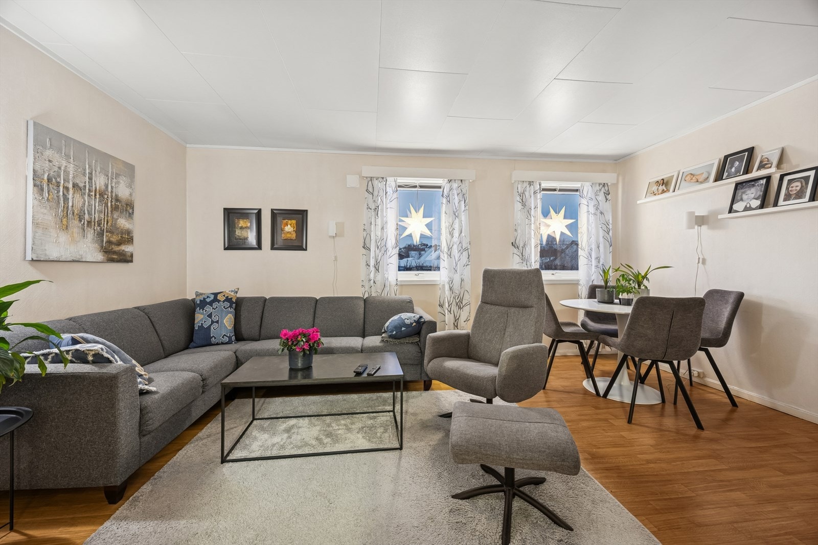 Stue i leilighet Galleribilde