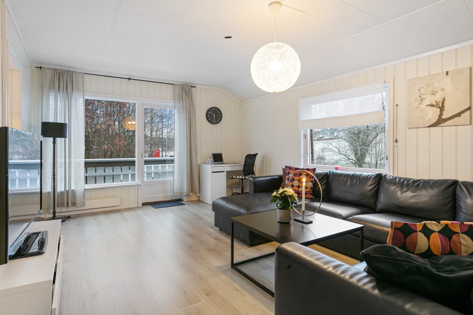 Stue med utang til balkong Galleribilde